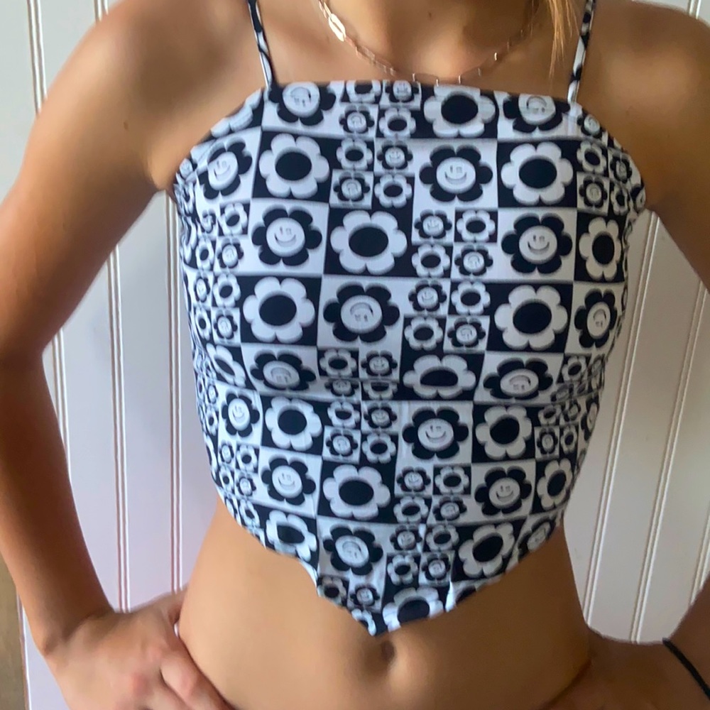 Junior spaghetti strap top